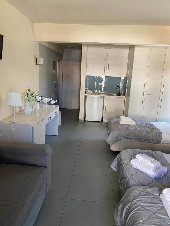 Blue Sea Boutique Apartments Olympiakí Aktí Ngoại thất bức ảnh