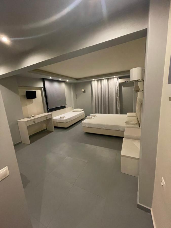 Blue Sea Boutique Apartments Olympiakí Aktí Ngoại thất bức ảnh